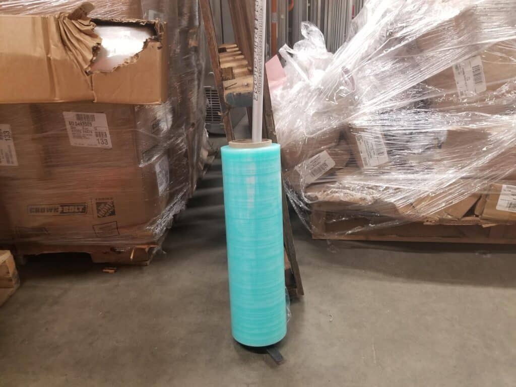 Use a picking stick for wrapping the bottom part of the pallet.